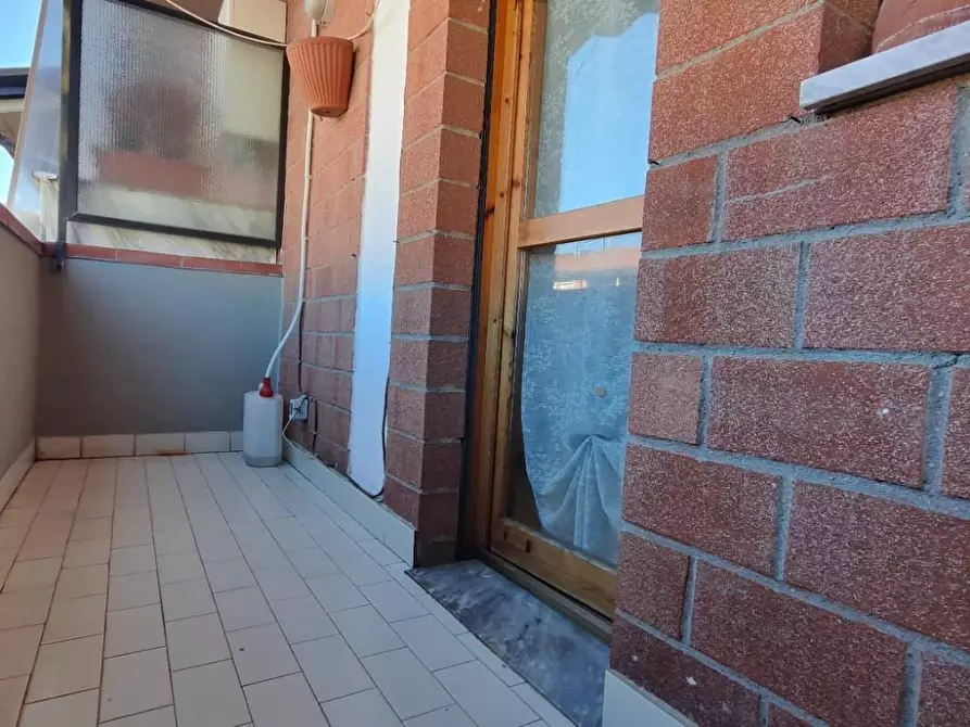 Immagine 21 di Appartamento in vendita  a Carrara