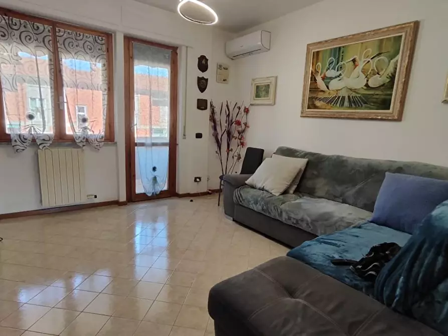 Immagine 9 di Appartamento in vendita  a Carrara