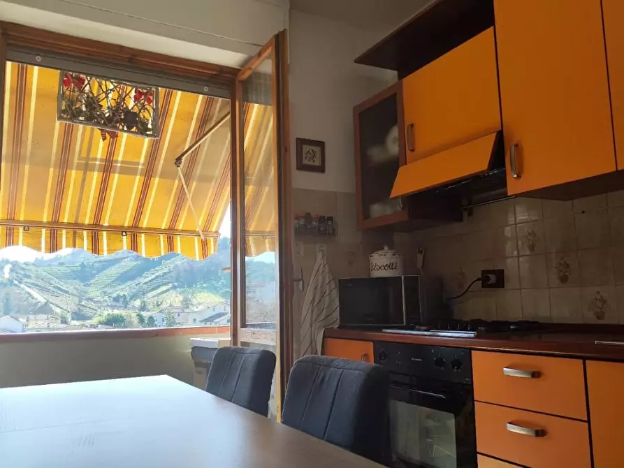 Immagine 17 di Appartamento in vendita  a Carrara