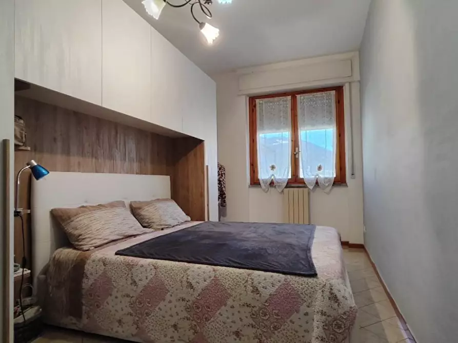 Immagine 15 di Appartamento in vendita  a Carrara