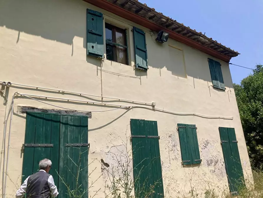 Immagine 3 di Casa colonica in vendita  a Cascina