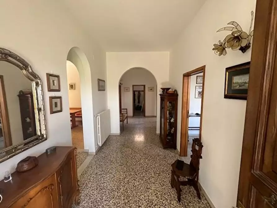 Immagine 2 di Casa indipendente in vendita  a Terricciola