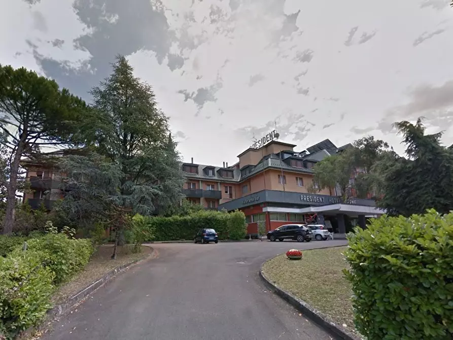 Immagine 2 di Albergo/B&B/Residence in vendita  a Godiasco