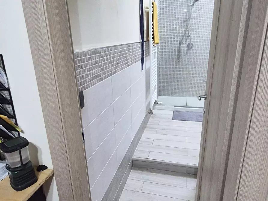 Immagine 19 di Appartamento in vendita  a Viareggio