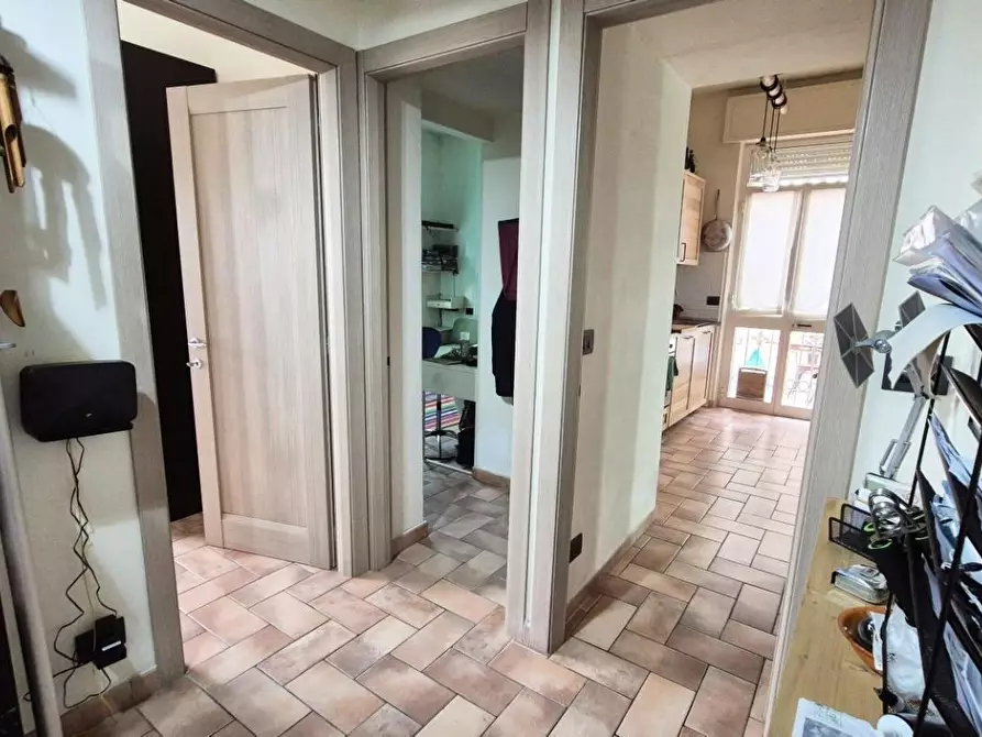 Immagine 14 di Appartamento in vendita  a Viareggio