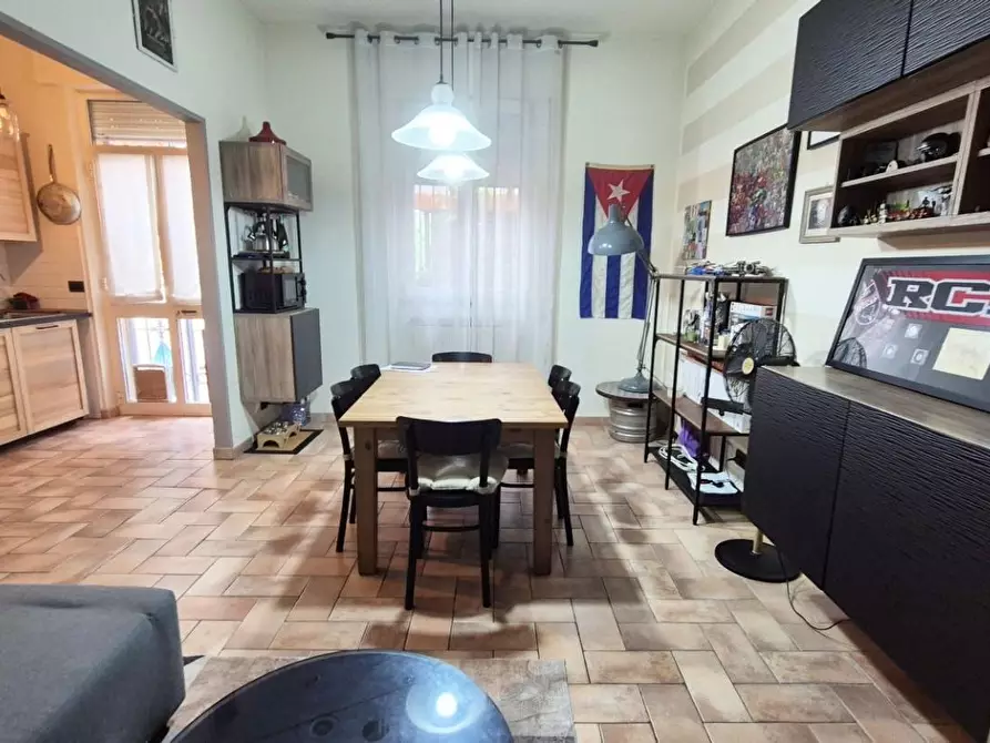 Immagine 13 di Appartamento in vendita  a Viareggio