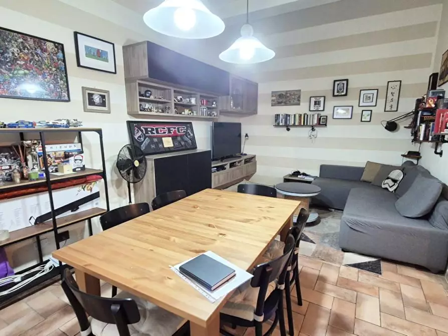 Immagine 10 di Appartamento in vendita  a Viareggio