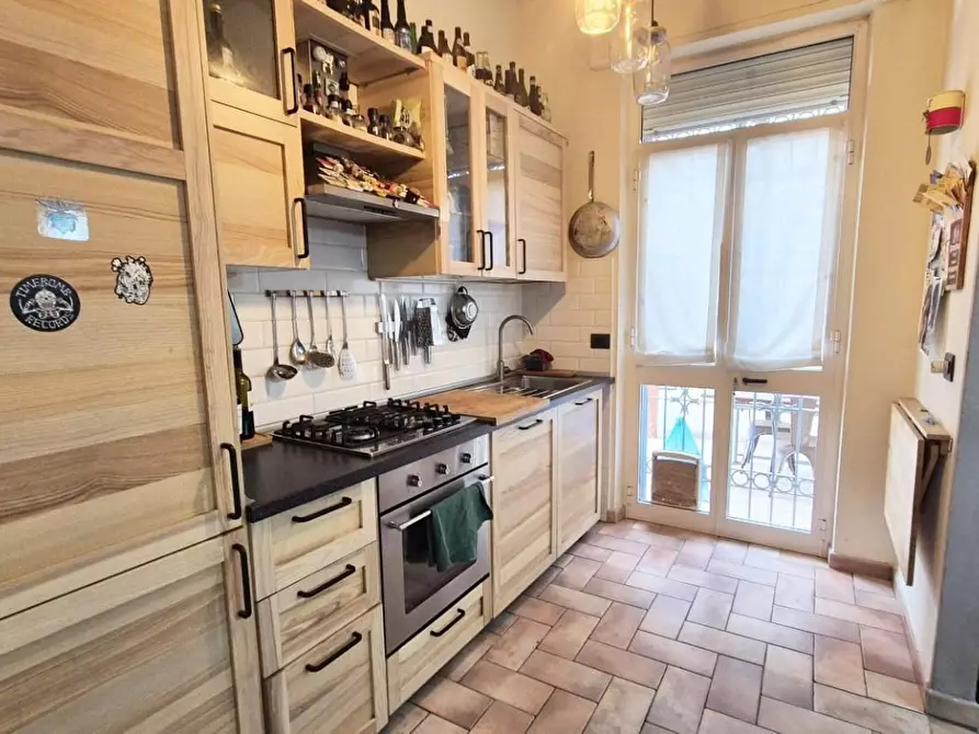 Immagine 6 di Appartamento in vendita  a Viareggio