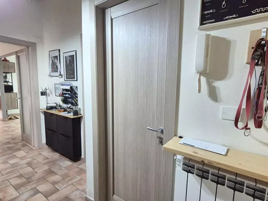 Immagine 16 di Appartamento in vendita  a Viareggio