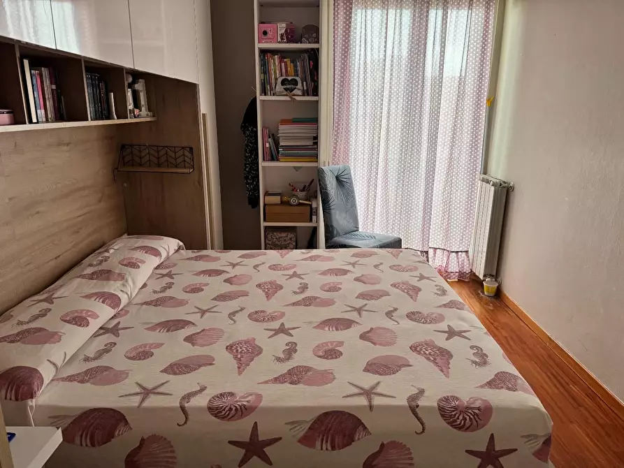 Immagine 8 di Mansarda in vendita  a Viareggio