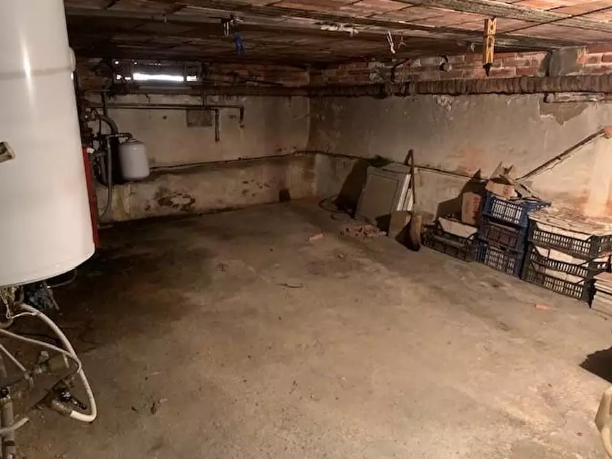 Immagine 41 di Casa indipendente in vendita  a Montecatini Terme