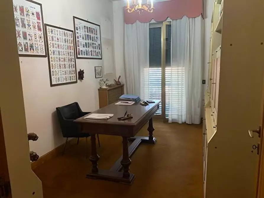 Immagine 25 di Casa indipendente in vendita  a Montecatini Terme
