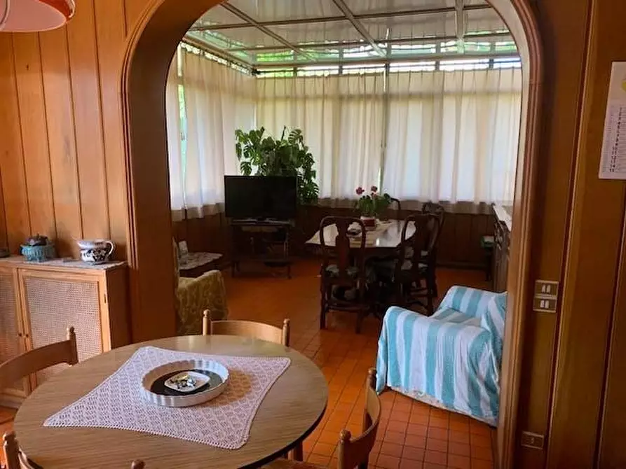 Immagine 12 di Casa indipendente in vendita  a Montecatini Terme