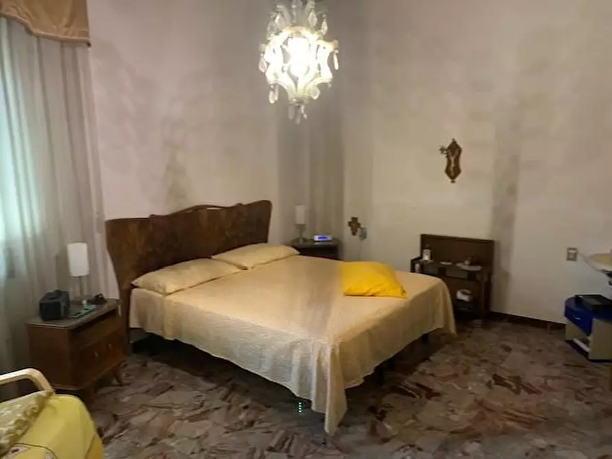Immagine 8 di Casa indipendente in vendita  a Montecatini Terme