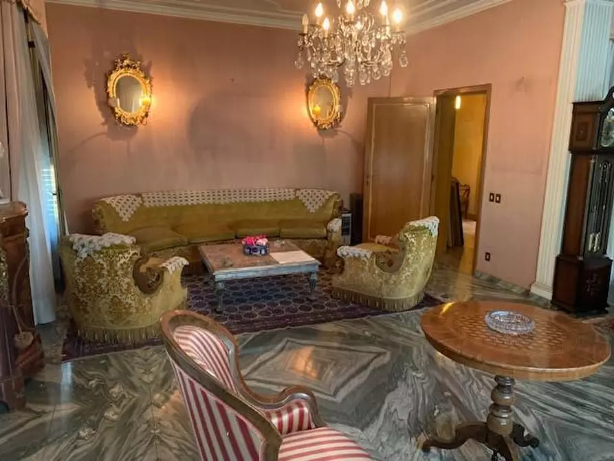 Immagine 16 di Casa indipendente in vendita  a Montecatini Terme