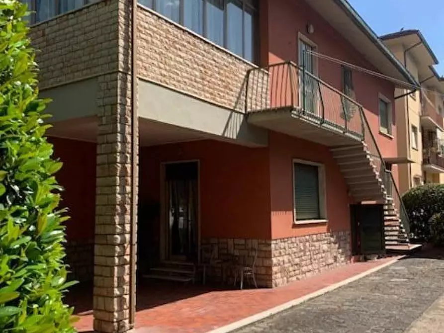 Immagine 40 di Casa indipendente in vendita  a Montecatini Terme