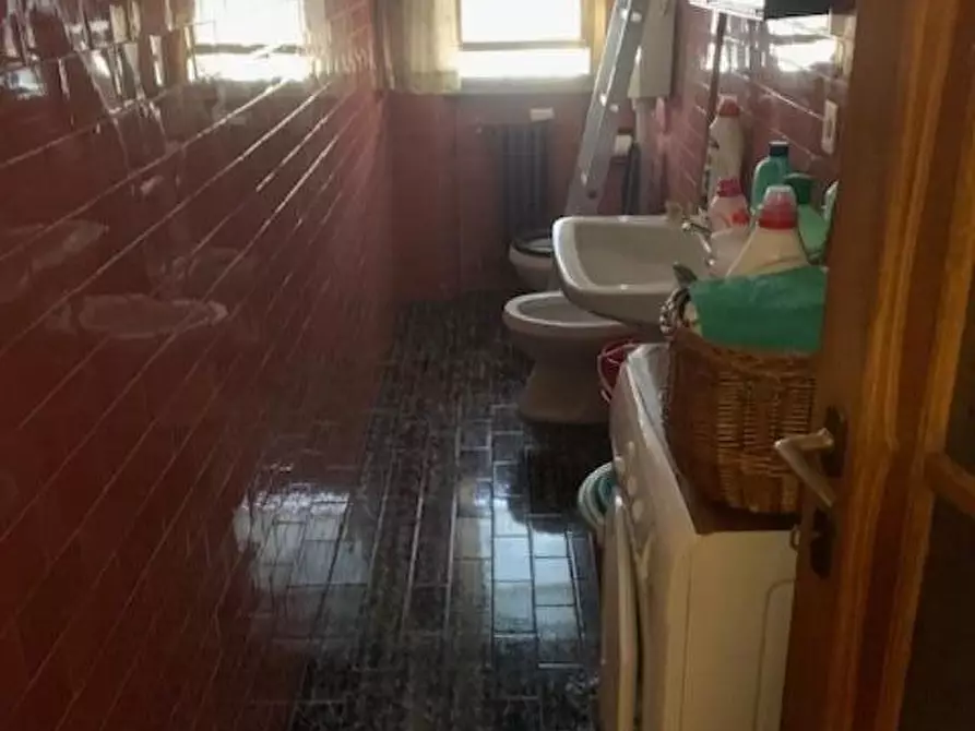 Immagine 22 di Casa indipendente in vendita  a Montecatini Terme