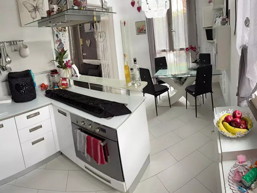 Immagine 1 di Villetta a schiera in vendita  a Vecchiano