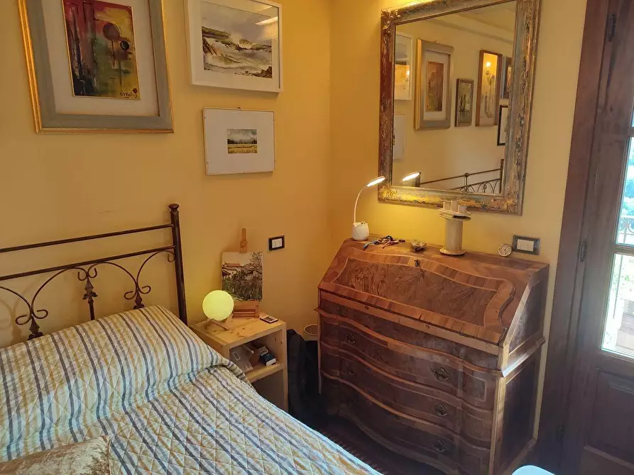 Immagine 10 di Appartamento in vendita  a Borgo A Mozzano