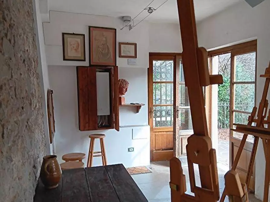 Immagine 23 di Appartamento in vendita  a Borgo A Mozzano