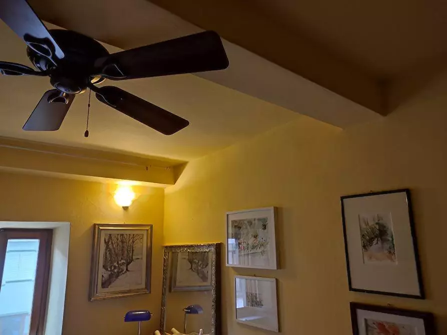 Immagine 14 di Appartamento in vendita  a Borgo A Mozzano