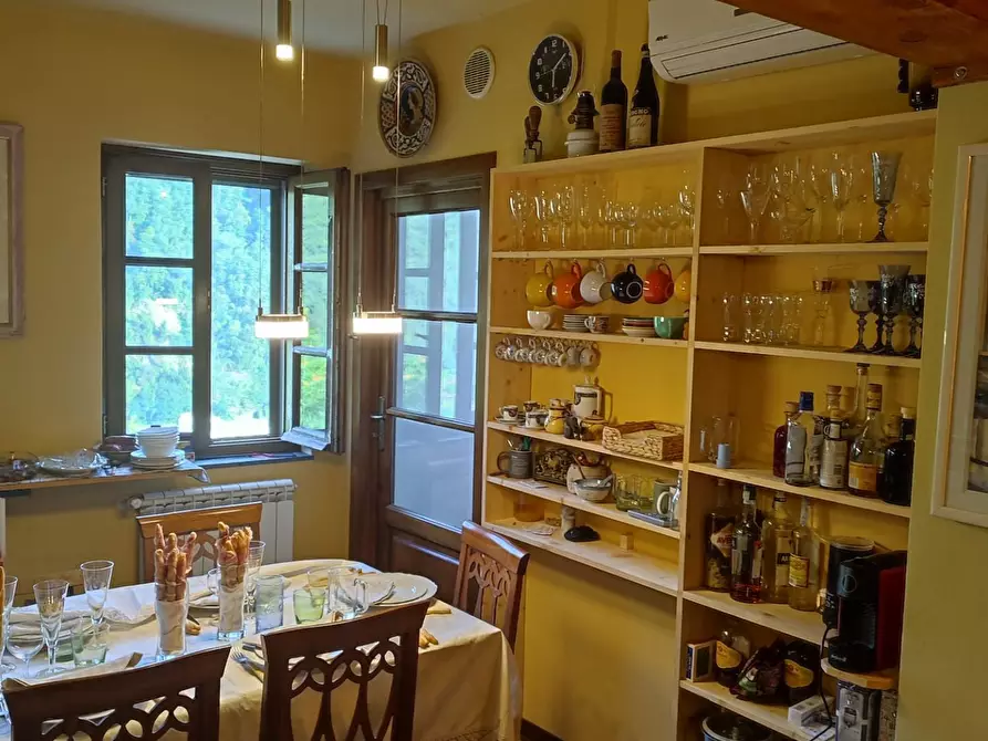 Immagine 13 di Appartamento in vendita  a Borgo A Mozzano