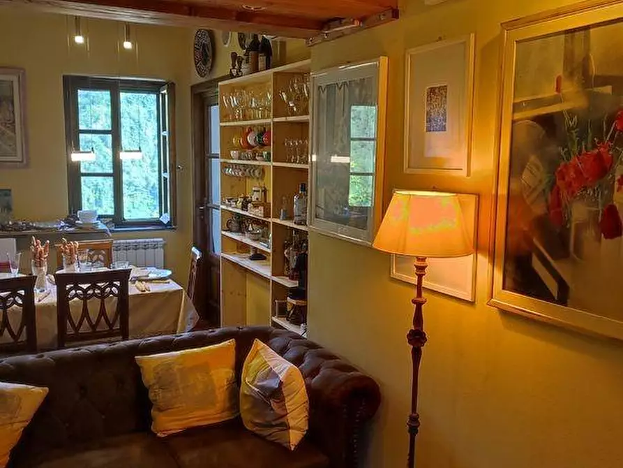 Immagine 5 di Appartamento in vendita  a Borgo A Mozzano