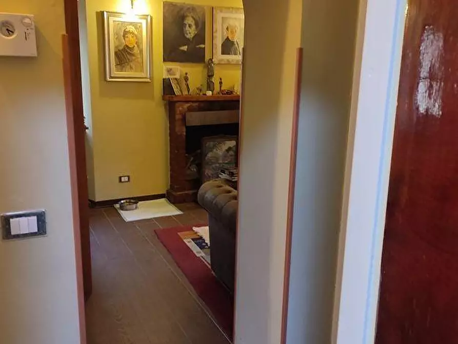 Immagine 3 di Appartamento in vendita  a Borgo A Mozzano