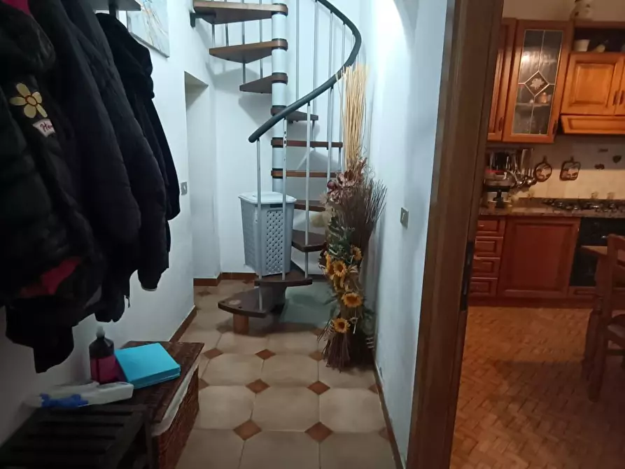 Immagine 17 di Casa bifamiliare in vendita  a Castelnuovo Magra