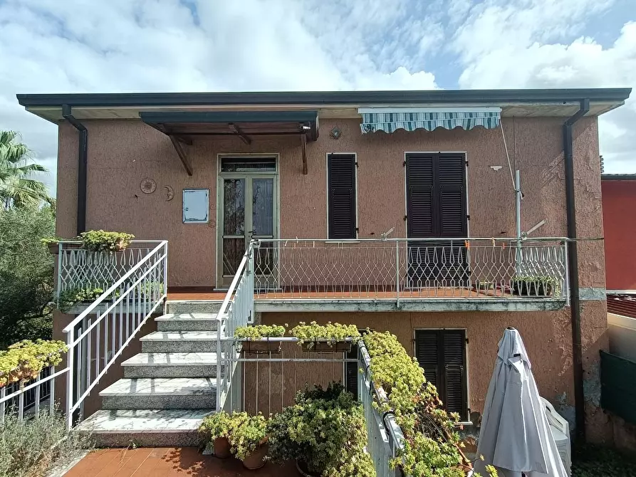 Immagine 25 di Casa bifamiliare in vendita  a Castelnuovo Magra