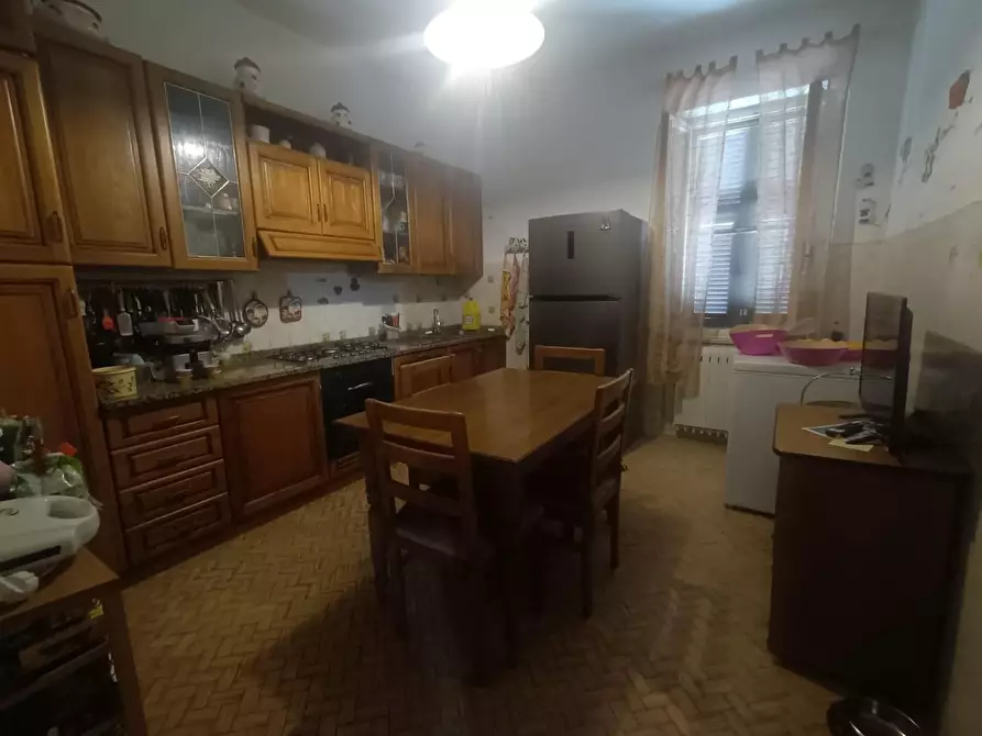 Immagine 7 di Casa bifamiliare in vendita  a Castelnuovo Magra