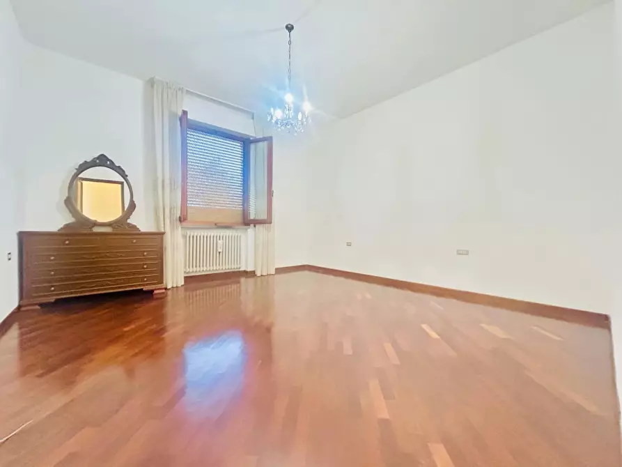 Immagine 17 di Appartamento in vendita  a Empoli