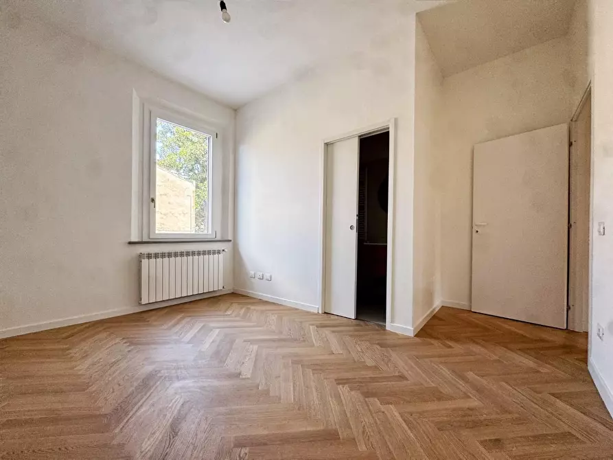 Immagine 17 di Appartamento in vendita  a Pontedera