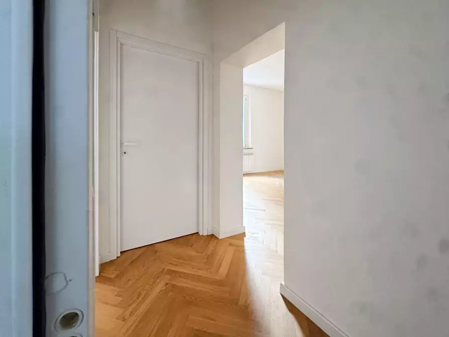 Immagine 15 di Appartamento in vendita  a Pontedera