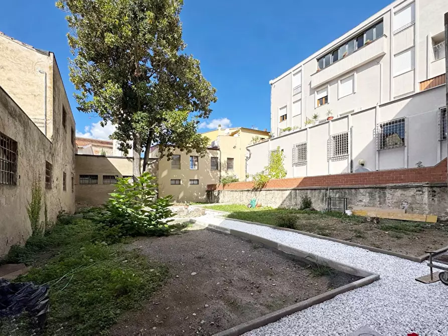 Immagine 26 di Appartamento in vendita  a Pontedera