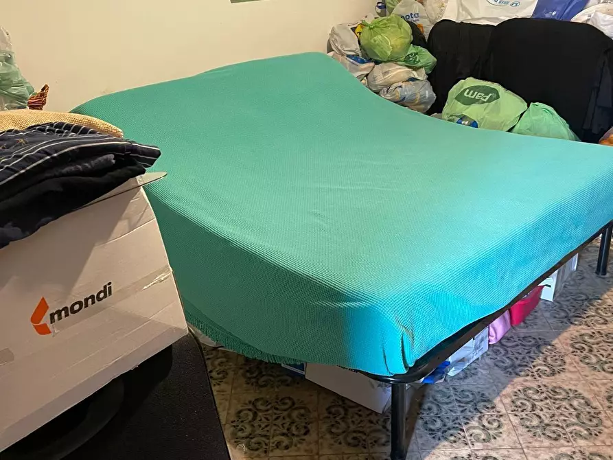 Immagine 2 di Porzione di casa in vendita  a Castelnuovo Magra