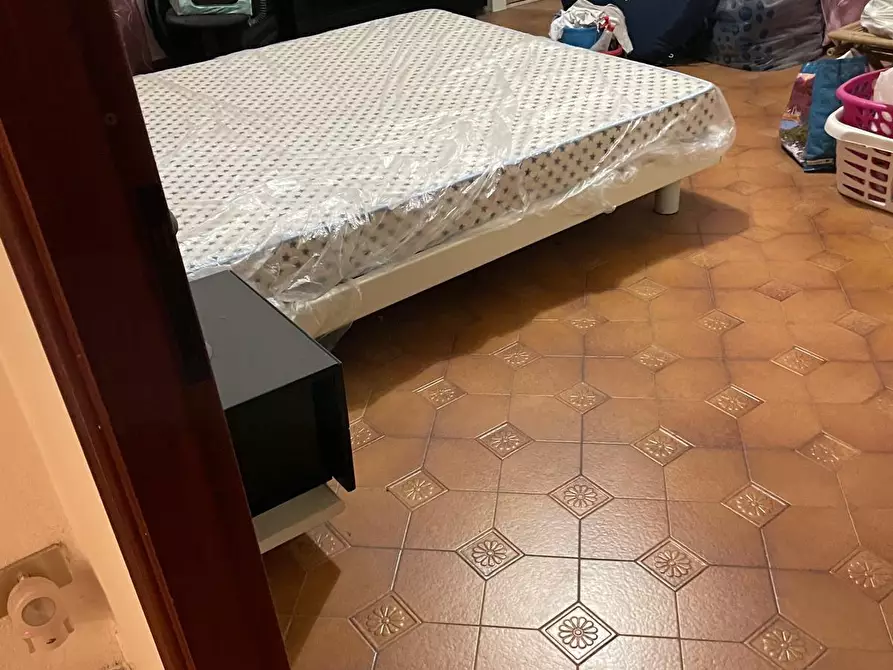 Immagine 11 di Porzione di casa in vendita  a Castelnuovo Magra