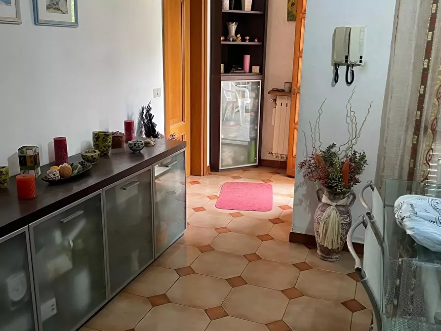 Immagine 4 di Porzione di casa in vendita  a Castelnuovo Magra