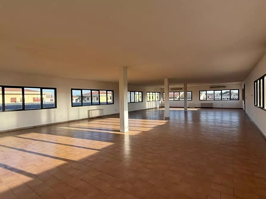 Immagine 12 di Capannone industriale in affitto  a Castelfranco Di Sotto