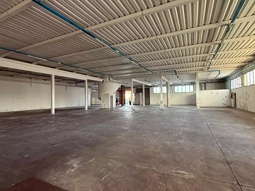 Immagine 5 di Capannone industriale in affitto  a Castelfranco Di Sotto