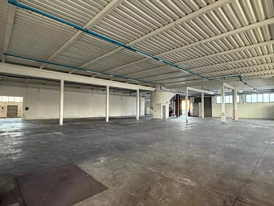 Immagine 4 di Capannone industriale in affitto  a Castelfranco Di Sotto