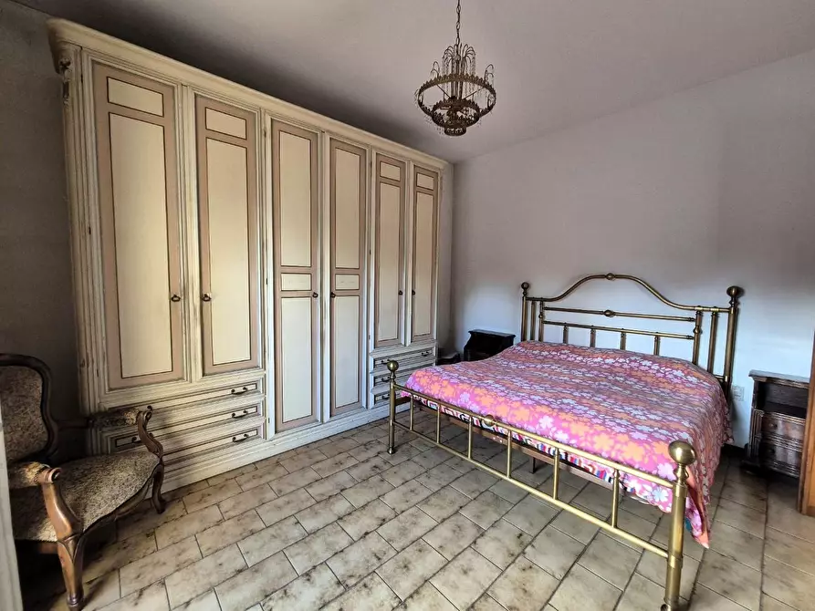 Immagine 10 di Appartamento in vendita  a Santa Croce Sull'arno