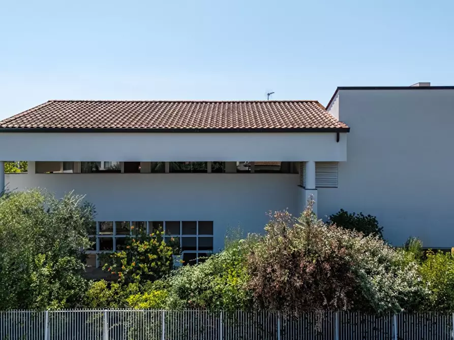 Immagine 3 di Villa in vendita  a Ponsacco