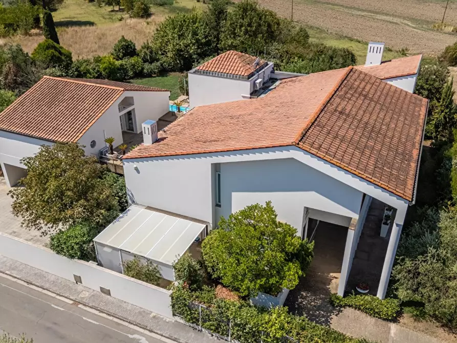 Immagine 2 di Villa in vendita  a Ponsacco