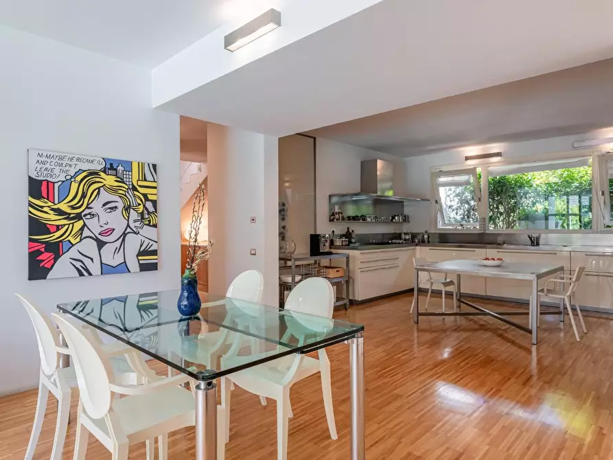 Immagine 11 di Villa in vendita  a Ponsacco