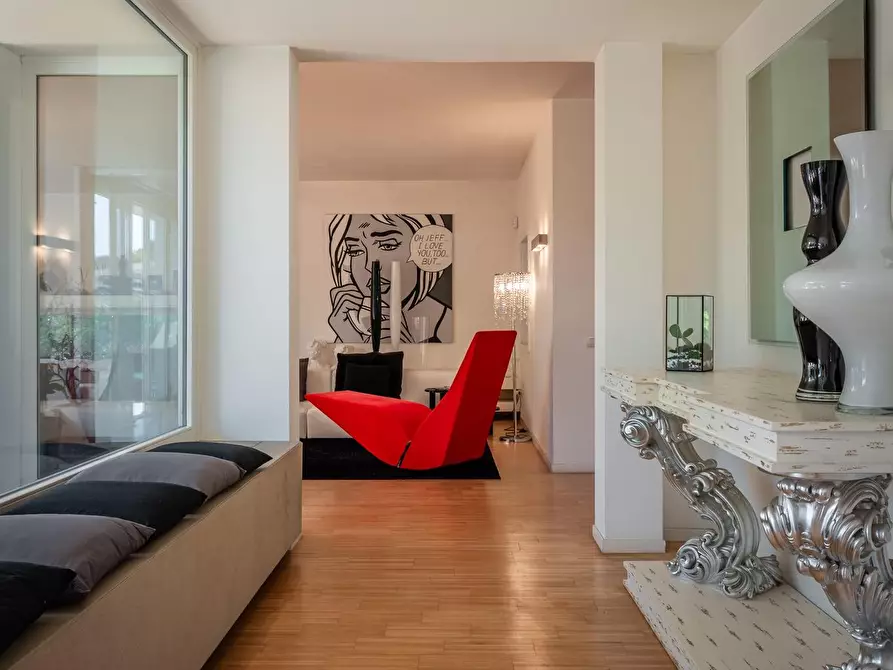 Immagine 10 di Villa in vendita  a Ponsacco