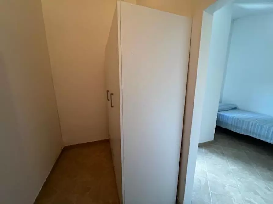 Immagine 17 di Appartamento in affitto  a Siena