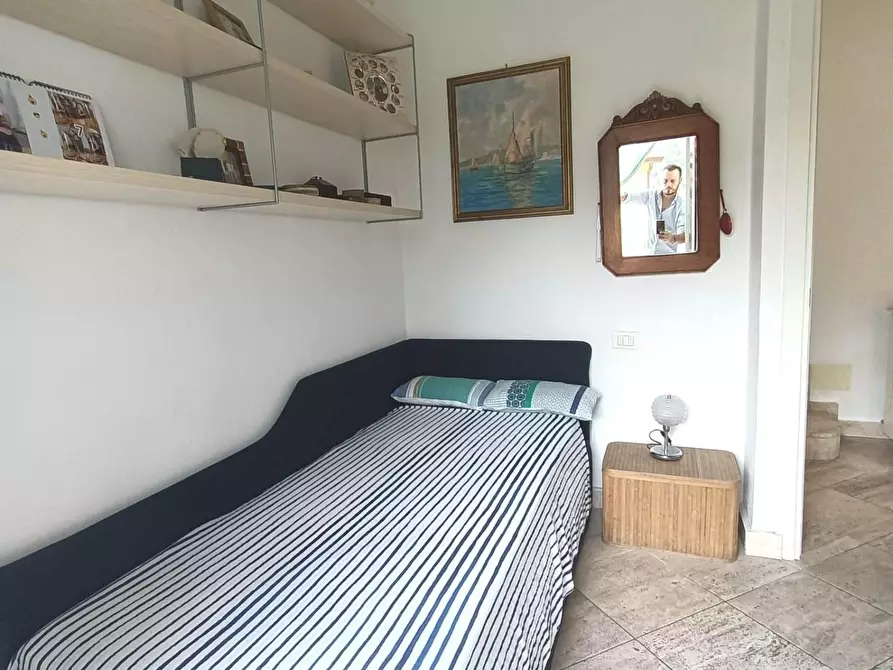 Immagine 20 di Appartamento in vendita  a Carrara