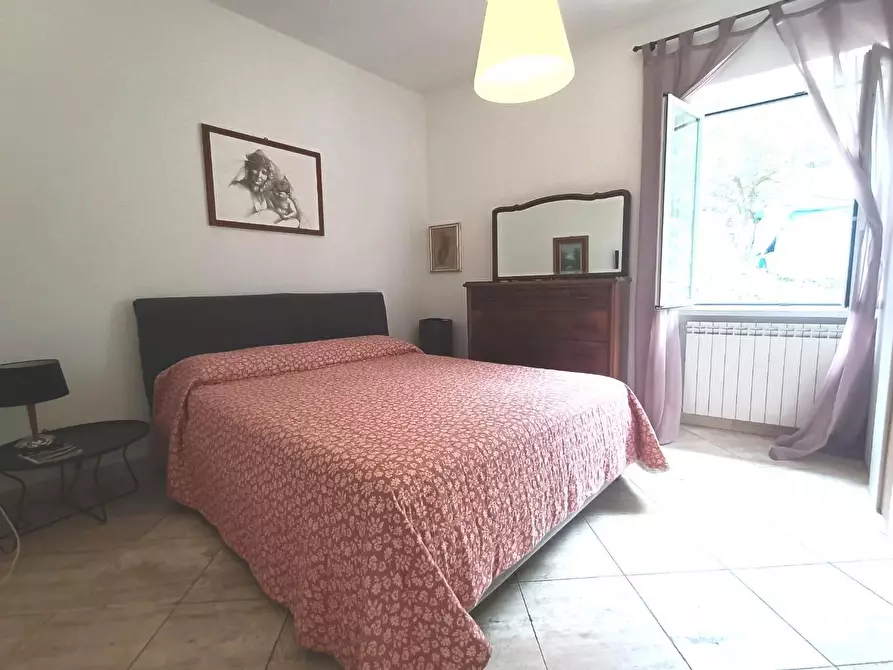 Immagine 11 di Appartamento in vendita  a Carrara