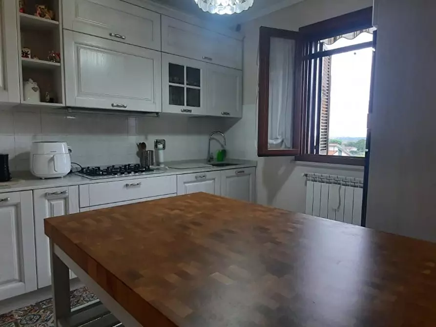 Immagine 5 di Appartamento in vendita  a Montopoli In Val D'arno